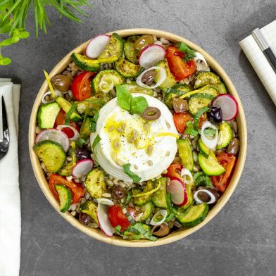 Tabbouleh di farro con burratina affumicata