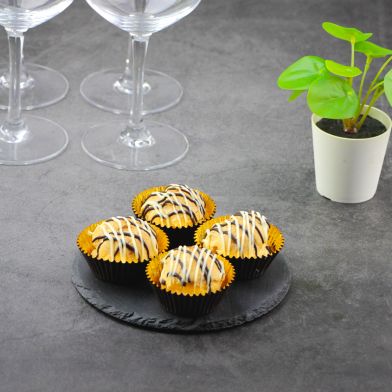 Bignè con crema pasticcera e al cioccolato 20 pezzi